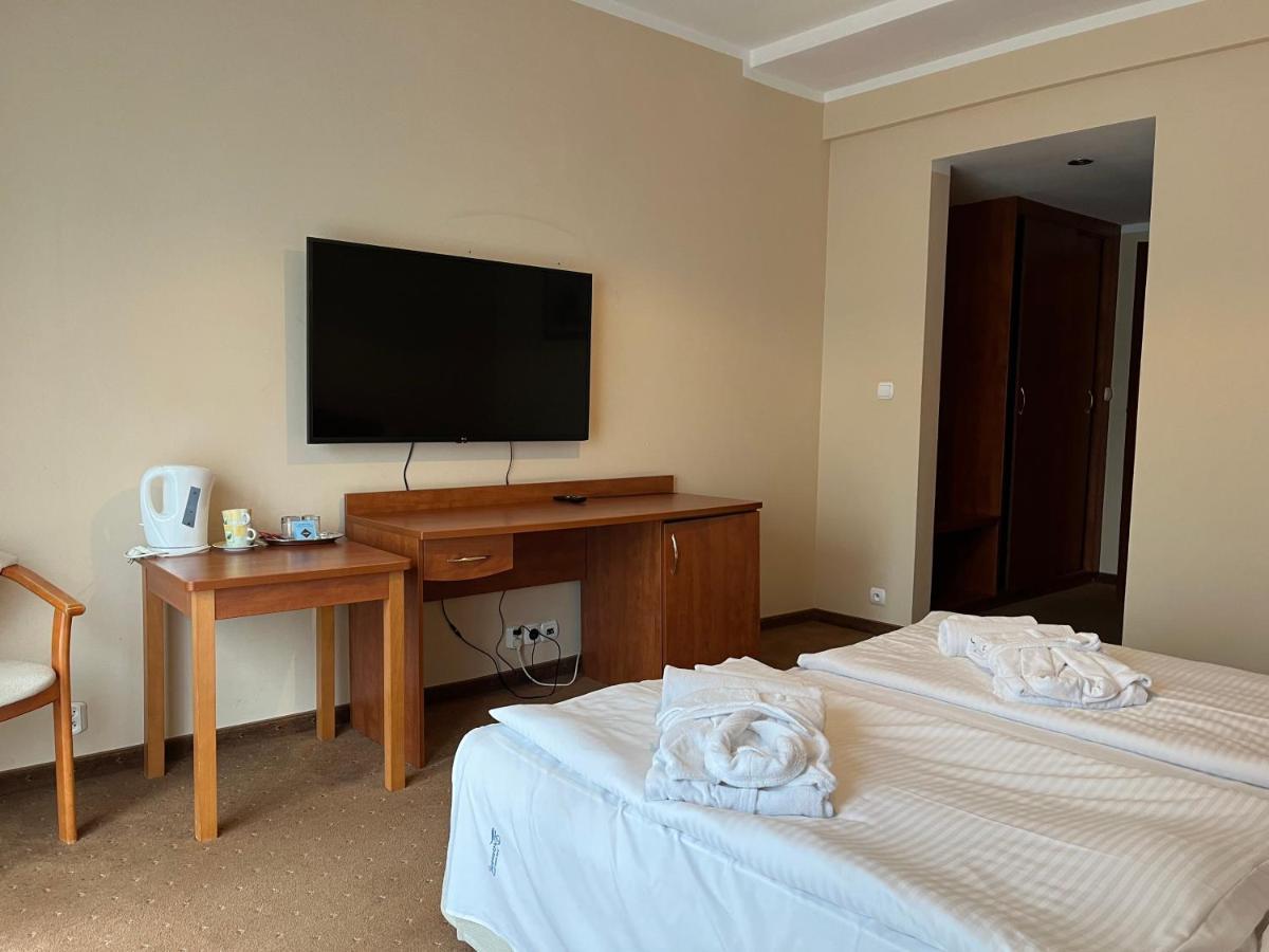 Dom Zdrojowy Diament Spa กชึชโบโว ภายนอก รูปภาพ